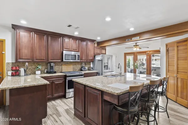 $749,500 | 1607 West Whitton Avenue, Phoenix, AZ 85015