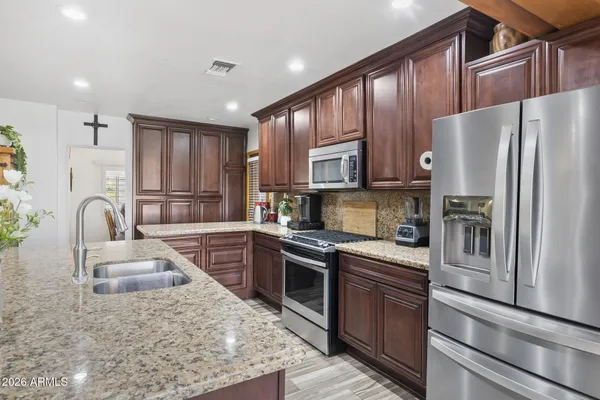 $749,500 | 1607 West Whitton Avenue, Phoenix, AZ 85015