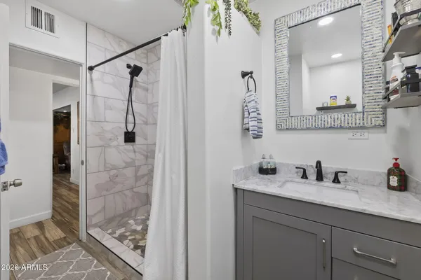 $749,500 | 1607 West Whitton Avenue, Phoenix, AZ 85015