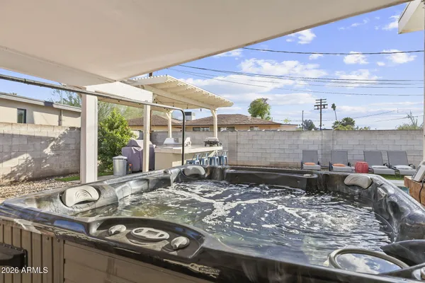 $749,500 | 1607 West Whitton Avenue, Phoenix, AZ 85015