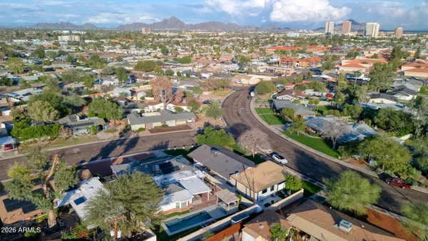 $749,500 | 1607 West Whitton Avenue, Phoenix, AZ 85015