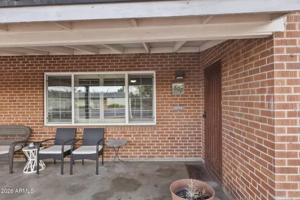 $749,500 | 1607 West Whitton Avenue, Phoenix, AZ 85015