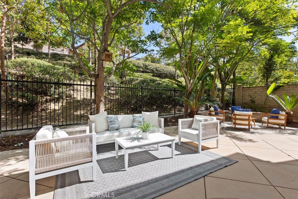 152 Treehouse Irvine, CA 92603 - Photo 28 of 71