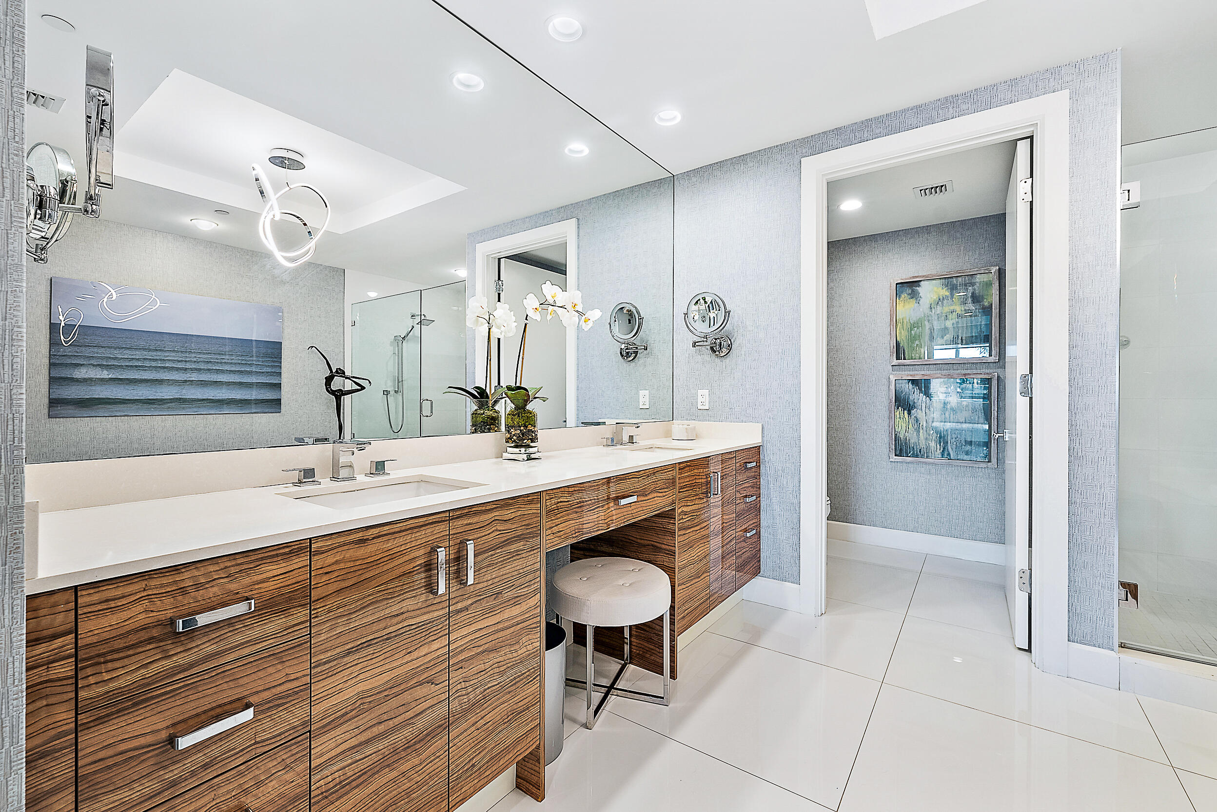 2700 Donald Ross Road, Unit 306 Palm Beach Gardens, FL 33410 - Photo 16 of 43 Primary Bathroom