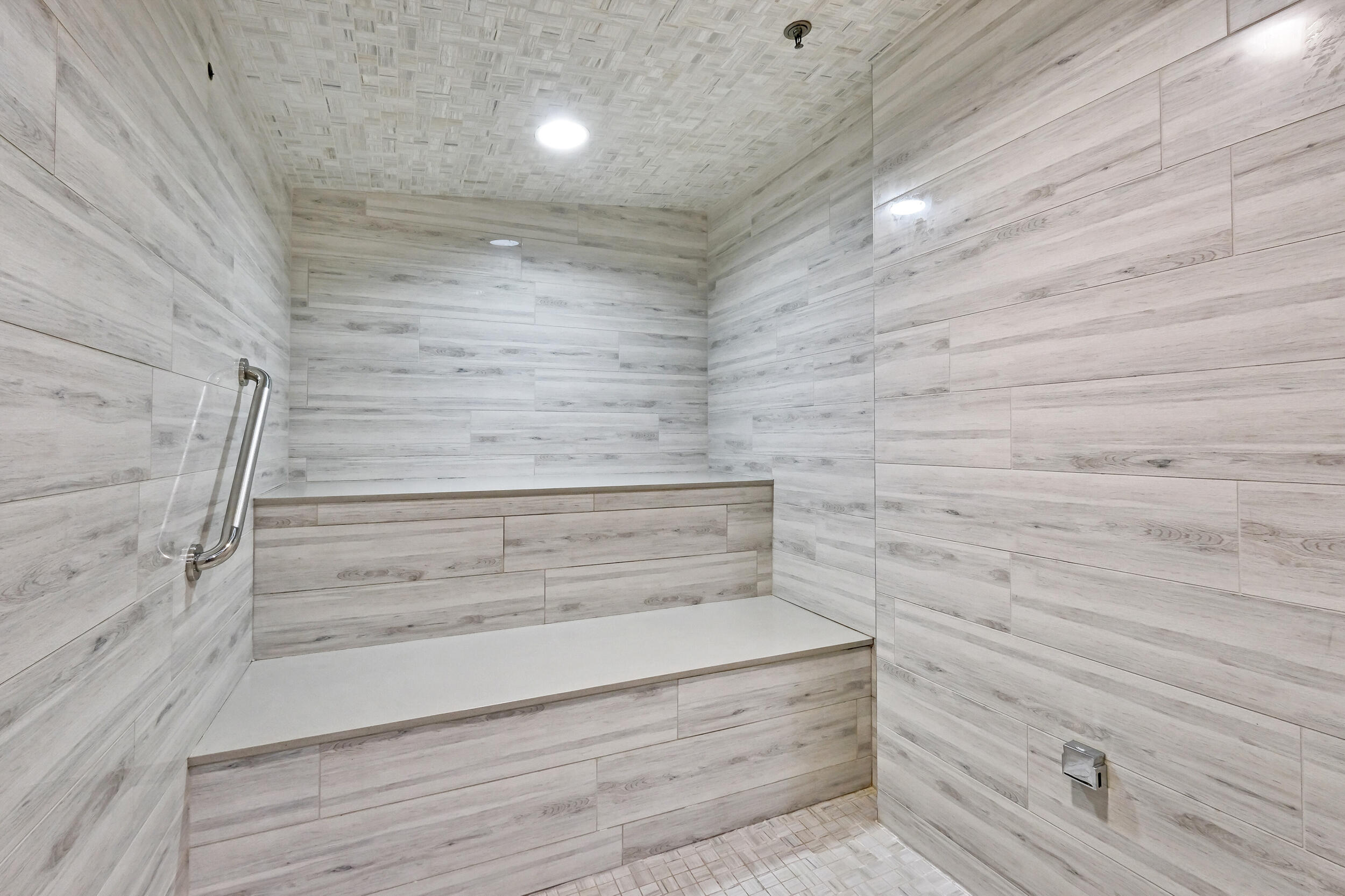 2700 Donald Ross Road, Unit 306 Palm Beach Gardens, FL 33410 - Photo 30 of 43 Sauna