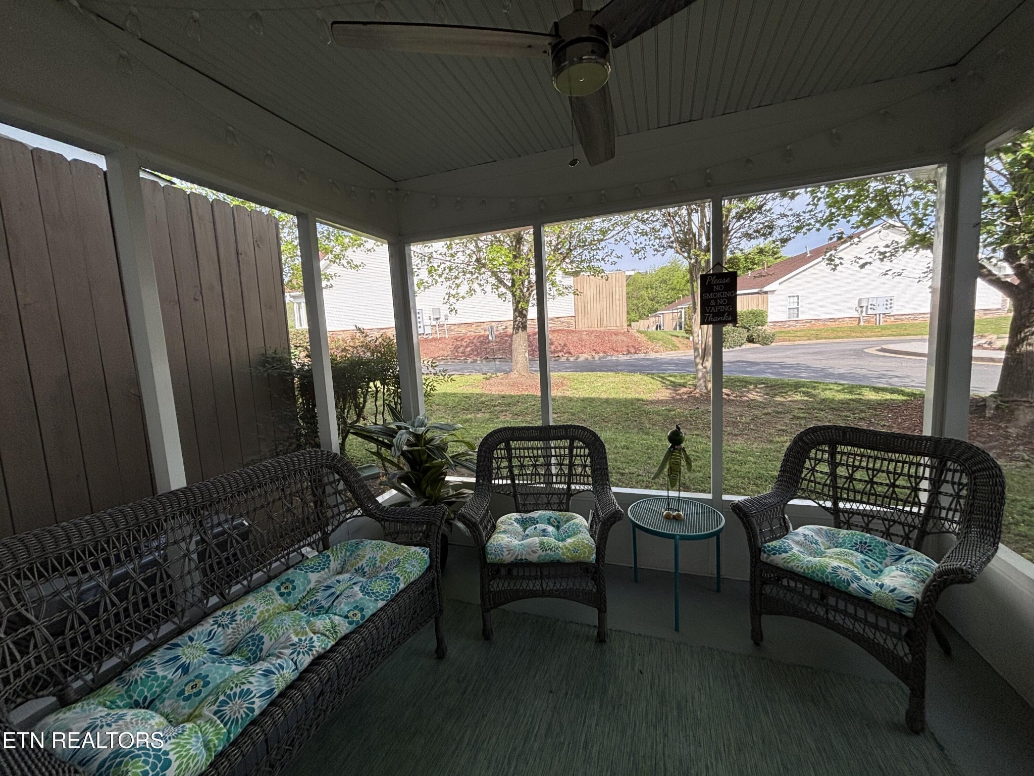 537 Orch Vly Way Pigeon Forge, TN 37862 - Photo 4 of 28
