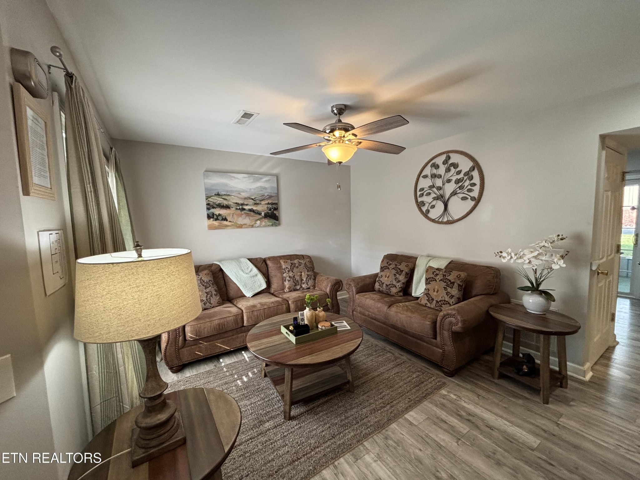 537 Orch Vly Way Pigeon Forge, TN 37862 - Photo 8 of 28
