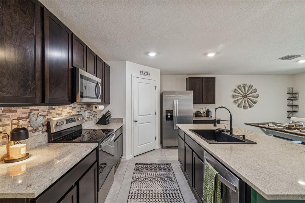 7629 Landmark Drive Spring Hill, FL 34606 - Photo 5 of 50