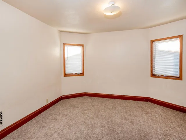 $380,000 | 446-448 Virginia Street, St. Paul, MN 55103