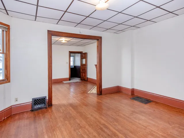 $380,000 | 446-448 Virginia Street, St. Paul, MN 55103