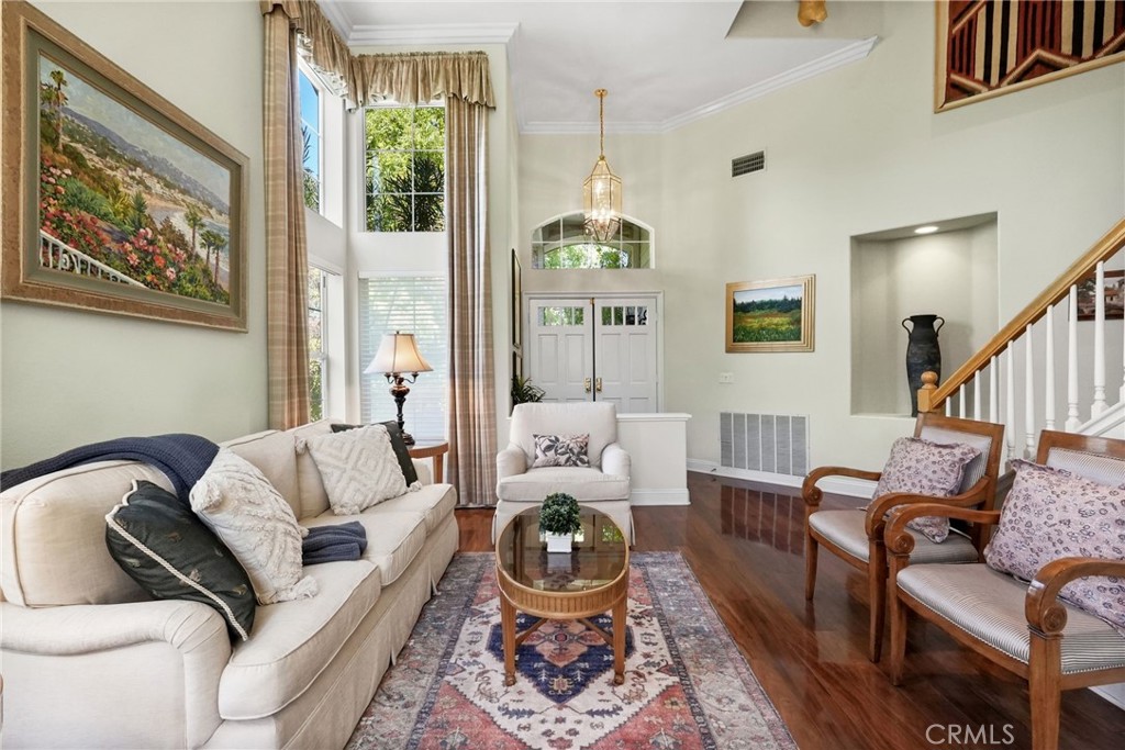 27600 Rutherford Place Valencia, CA 91354 - Photo 12 of 69 Gallery Image 12