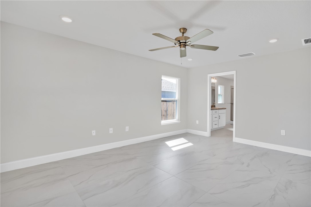 170 Spring Valley Avenue Sebastian, FL 32958 - Photo 12 of 32