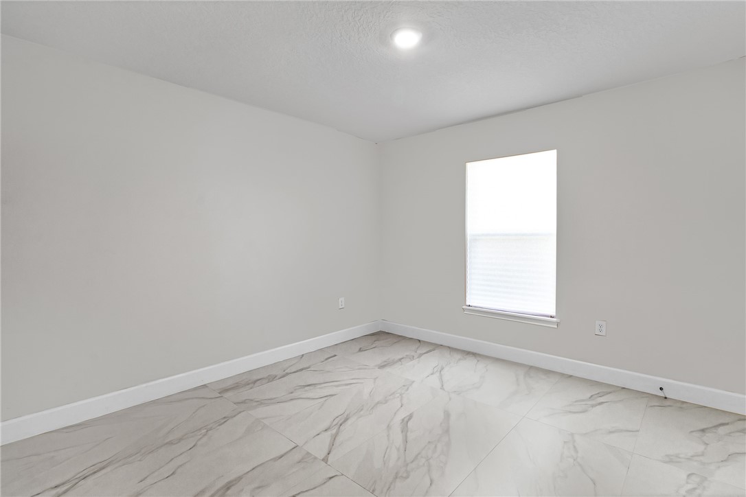 170 Spring Valley Avenue Sebastian, FL 32958 - Photo 16 of 32