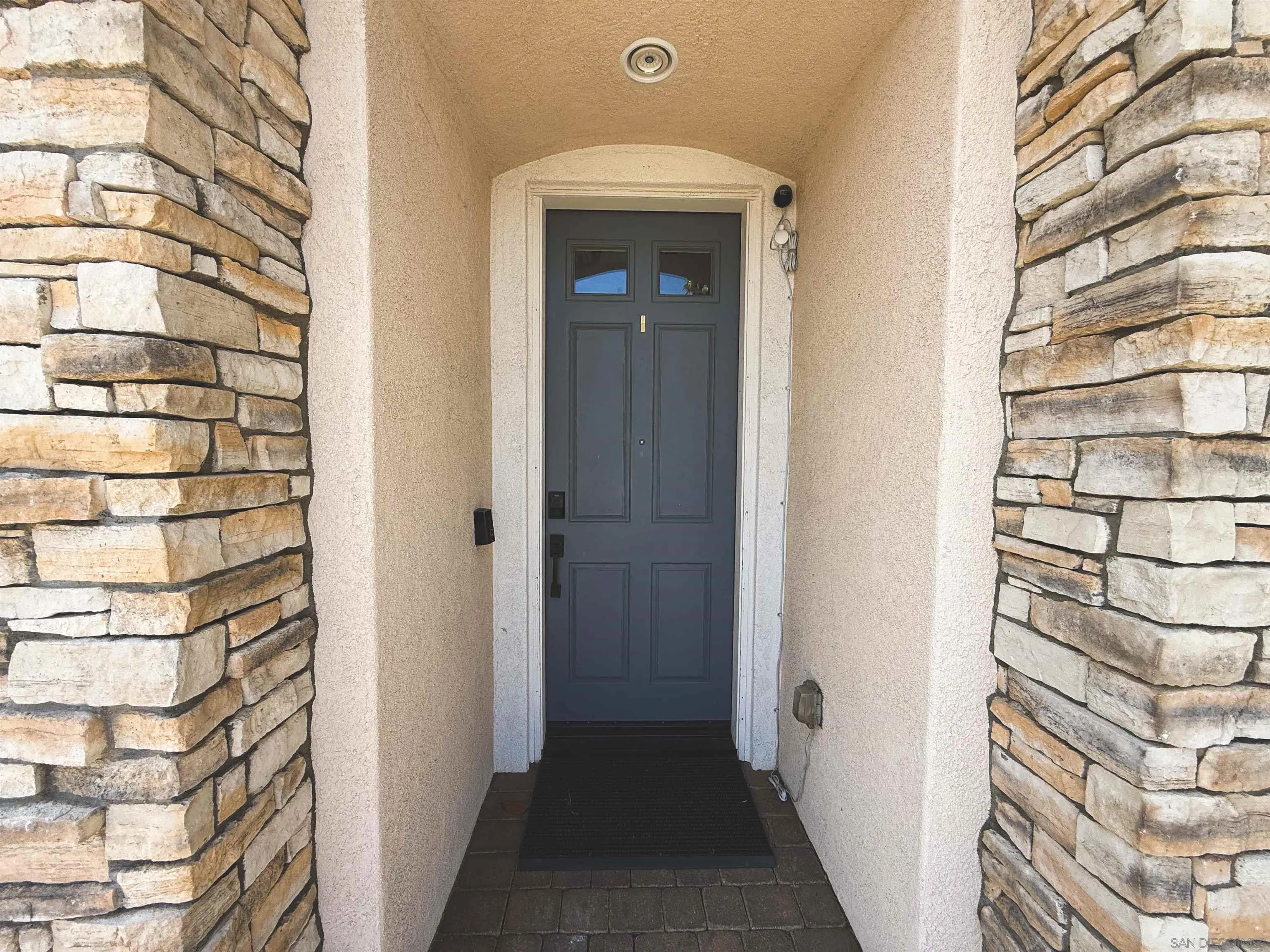 4151 Misty Ridge San Diego, CA 92130 - Photo 3 of 39