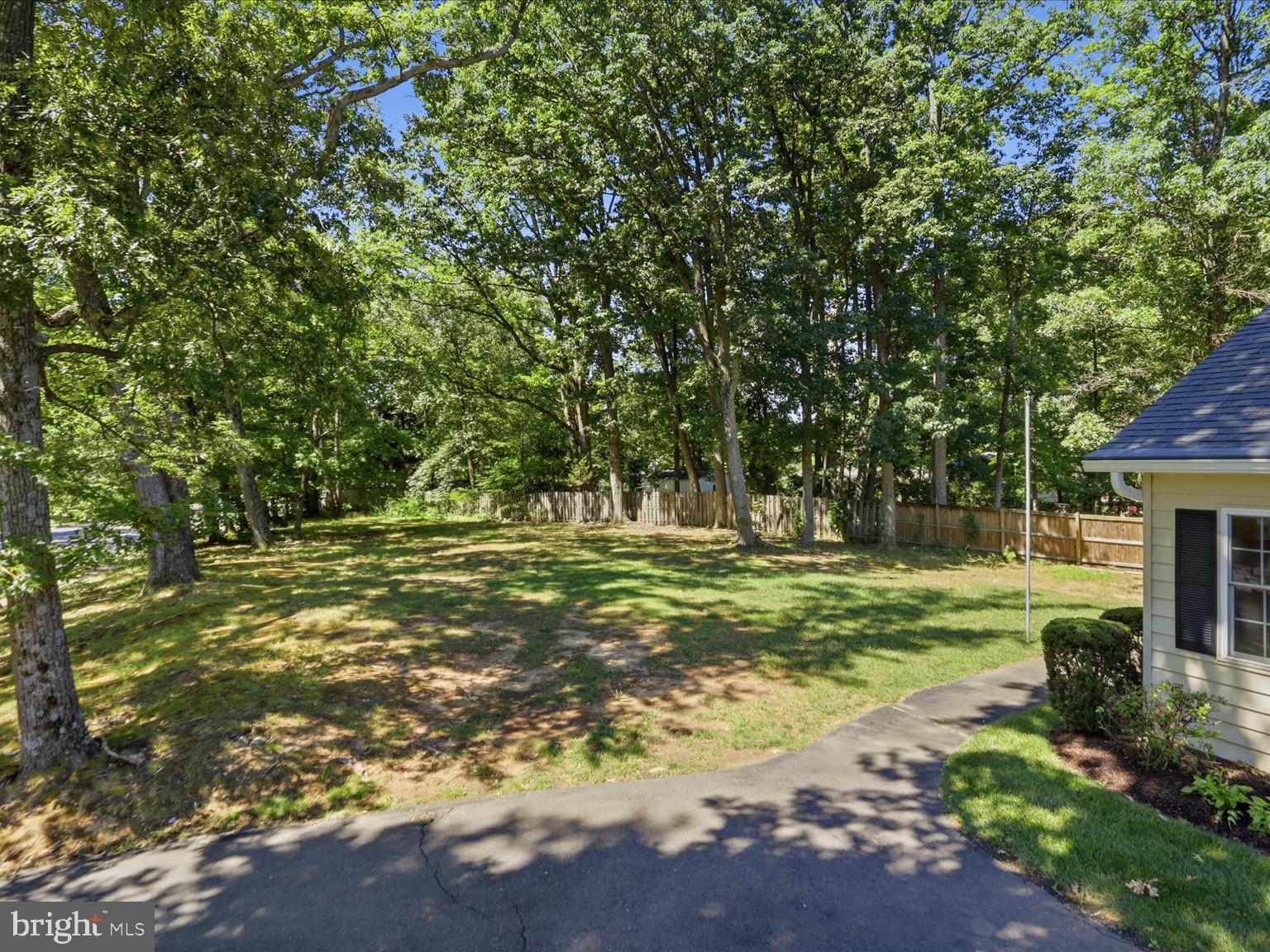 4410 Guinea Road Fairfax, VA 22032 - Photo 45 of 59 Exterior Side Yard