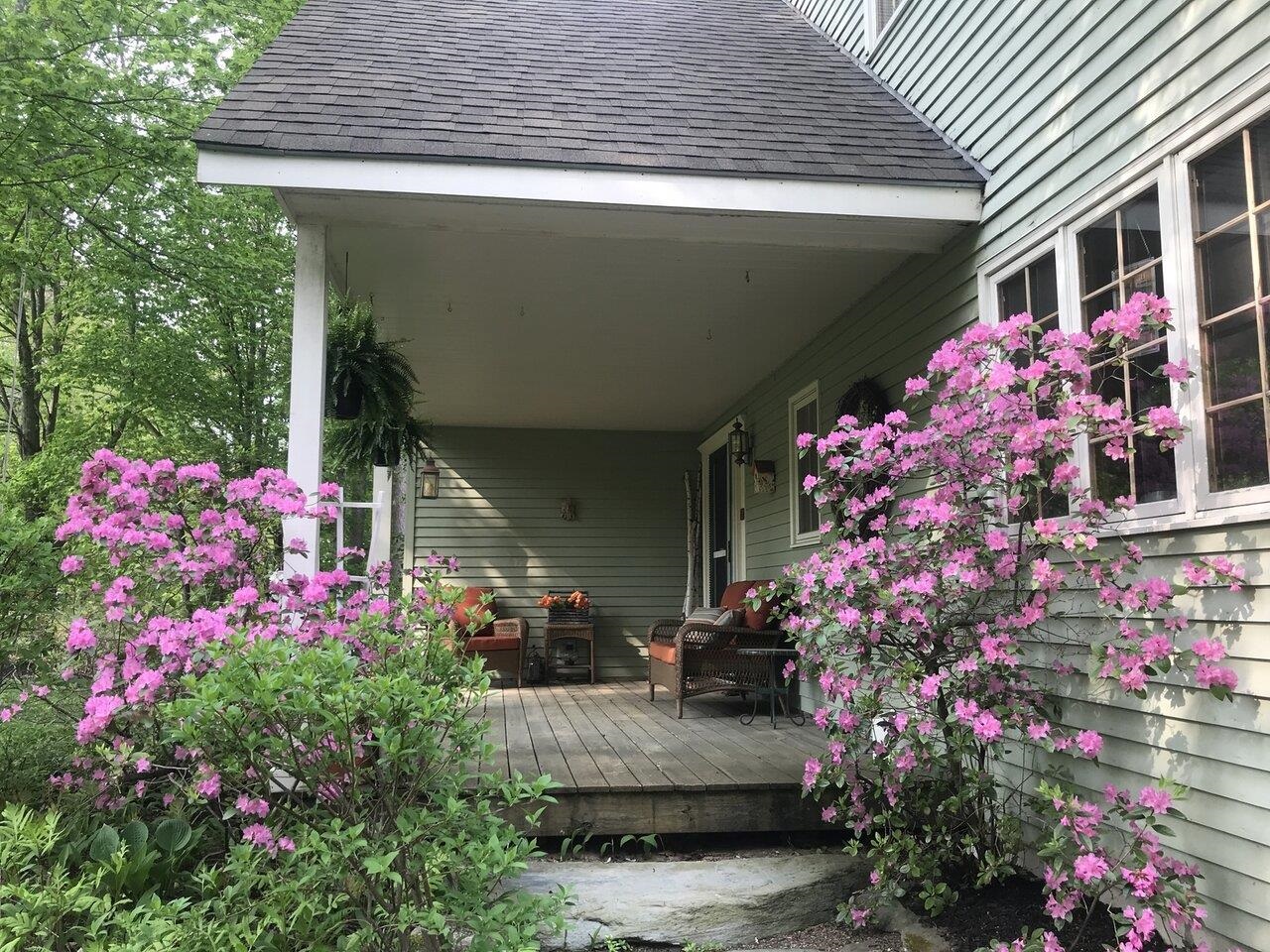 1091 Southview Drive Richmond, VT 05477 - Photo 2 of 36