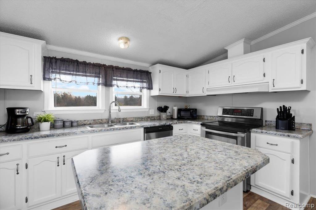 9971 Exeter Road Carleton, MI 48117 - Photo 20 of 50