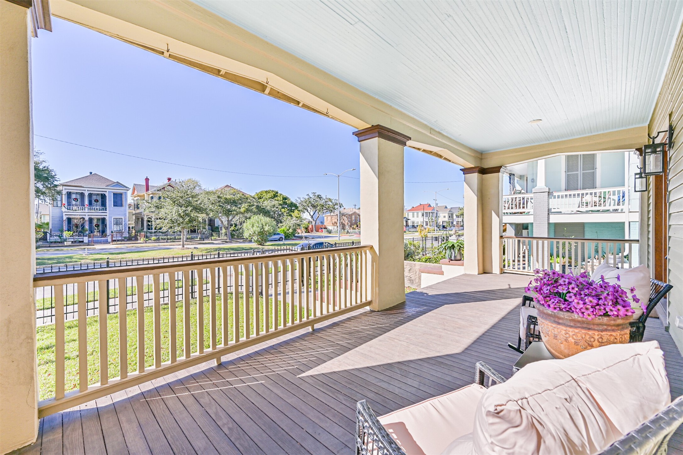 1310 Rosenberg Street Galveston, TX 77550 - Photo 41 of 50 Fron porch overlooking 25th st