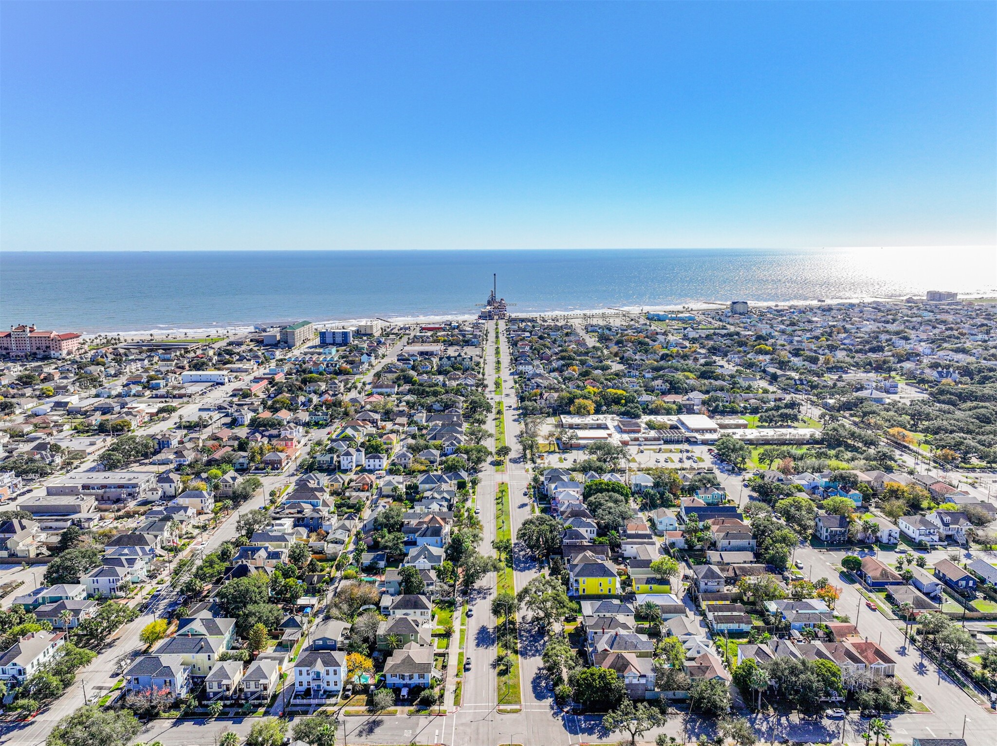 1310 Rosenberg Street Galveston, TX 77550 - Photo 42 of 50 Aerial view looking towards the pleasure pier