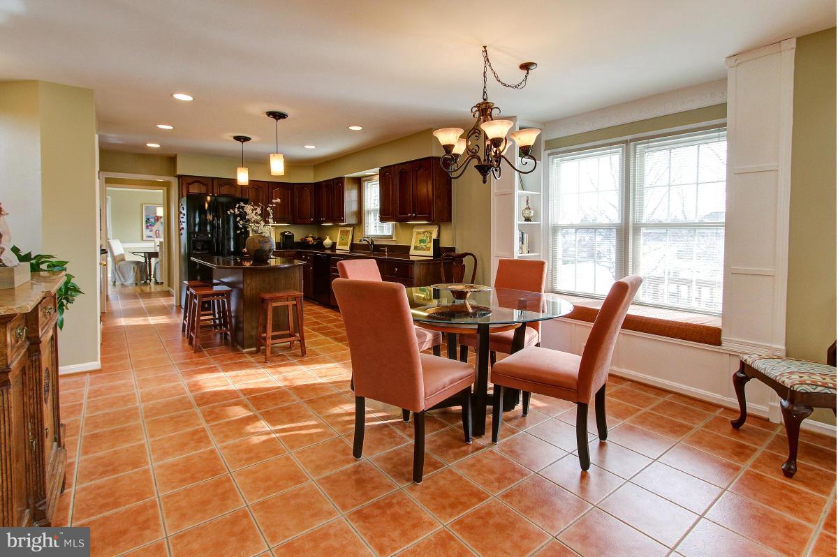 1418 Atwood Road Silver Spring, MD 20906 - Photo 9 of 29 Breakfast Area w/Custom Window Seating