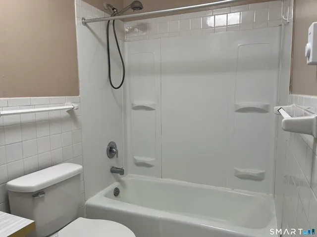 $1,400 | 105 Horse Pond Road, Unit F, Salem, CT 06420