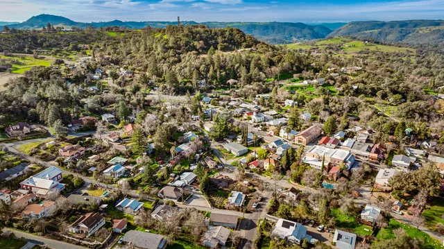 $279,500 | 8241 Old School Way, Mokelumne Hill, CA 95245