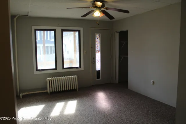 $1,300 | 2017 Rigg Street, Unit 1, Dunmore, PA 18512