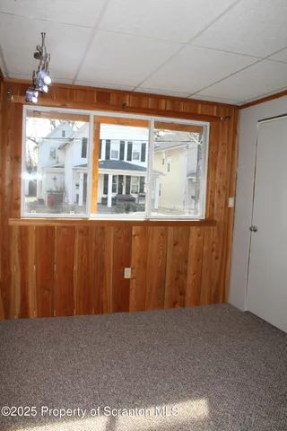 $1,300 | 2017 Rigg Street, Unit 1, Dunmore, PA 18512