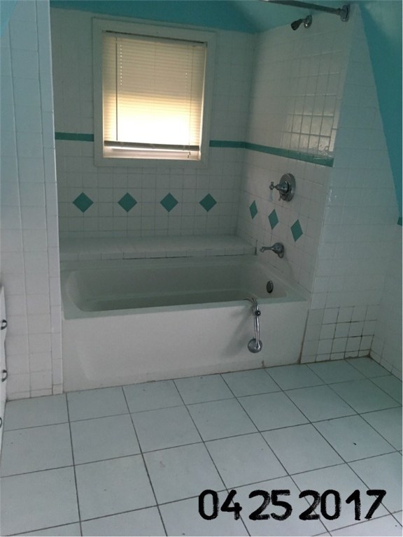 1 Rumstick Road Barrington, RI 02806 - Photo 10 of 12