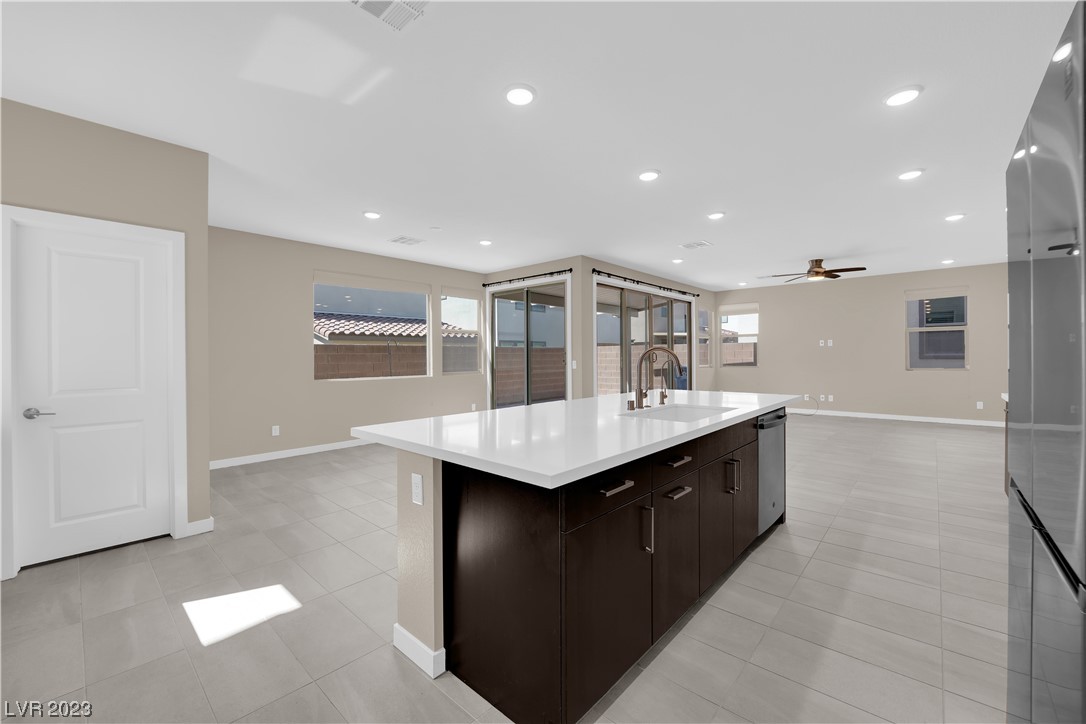 537 Monarch Ridge Court North Las Vegas, NV 89084 - Photo 11 of 38
