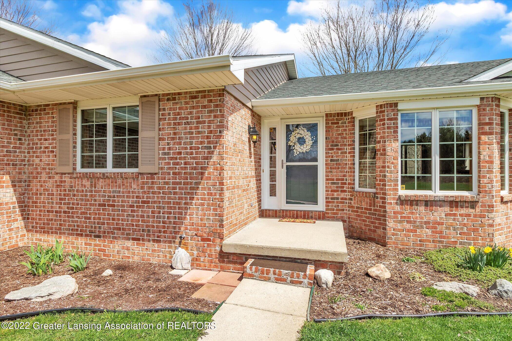 13530 Kenyon Road Grand Ledge, MI 48837 - Photo 5 of 51 05-13530-Kenyon-Rd-WindowStill-Real-Esta