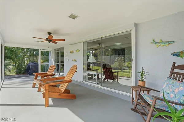 $850,000 | 2500 10th Street North, Naples, FL 34103