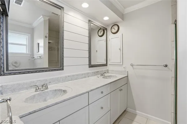 $850,000 | 2500 10th Street North, Naples, FL 34103