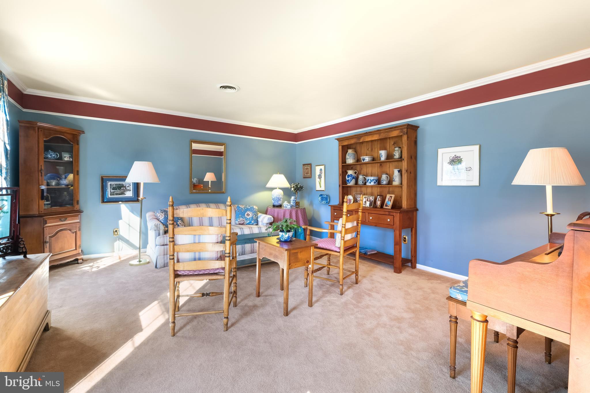 57 Houk Road Doylestown, PA 18901 - Photo 3 of 21 Living Room