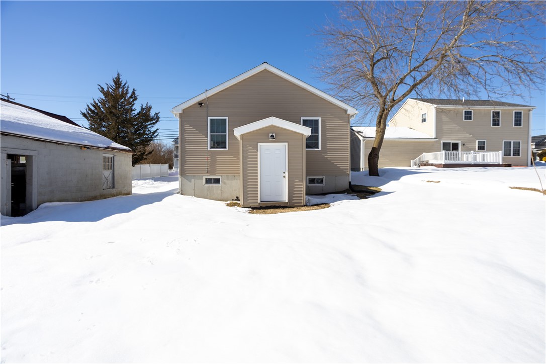 567 Providence Street Warwick, RI 02886 - Photo 15 of 15 Exterior Rear