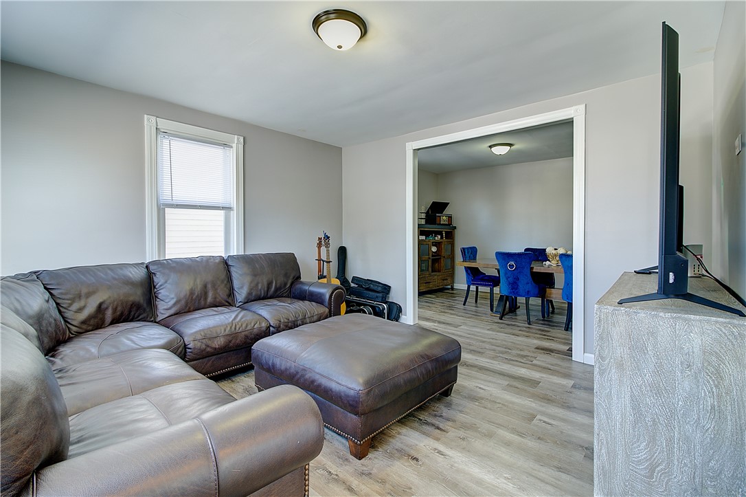 567 Providence Street Warwick, RI 02886 - Photo 4 of 15 Living Room - Main House