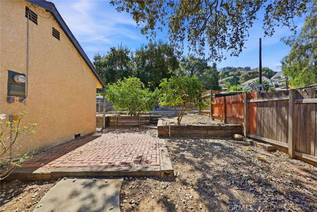 826 Katherine Road Simi Valley, CA 93063 - Photo 28 of 31 Gallery Image 28