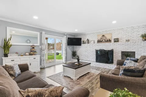 $999,000 | 165 Georgetown Drive, Barnstead, NH 03225