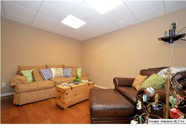 1056 Stoneykirk Road Pelham, AL 35124 - Photo 19 of 32