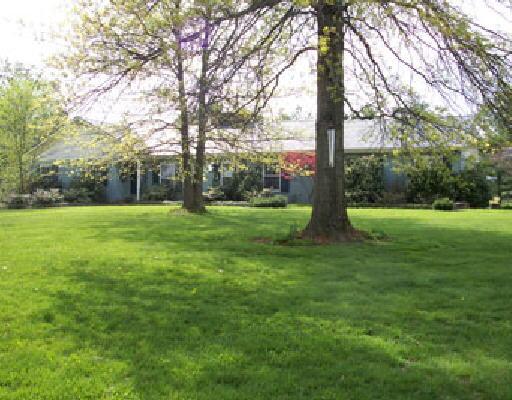 3253 Botetourt Road Fincastle, VA 24090 - Photo 2 of 6 Listing Photo