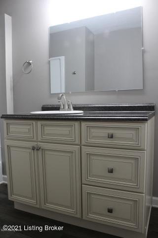 6707 Rutledge Road Louisville, KY 40258 - Photo 9 of 17 10
