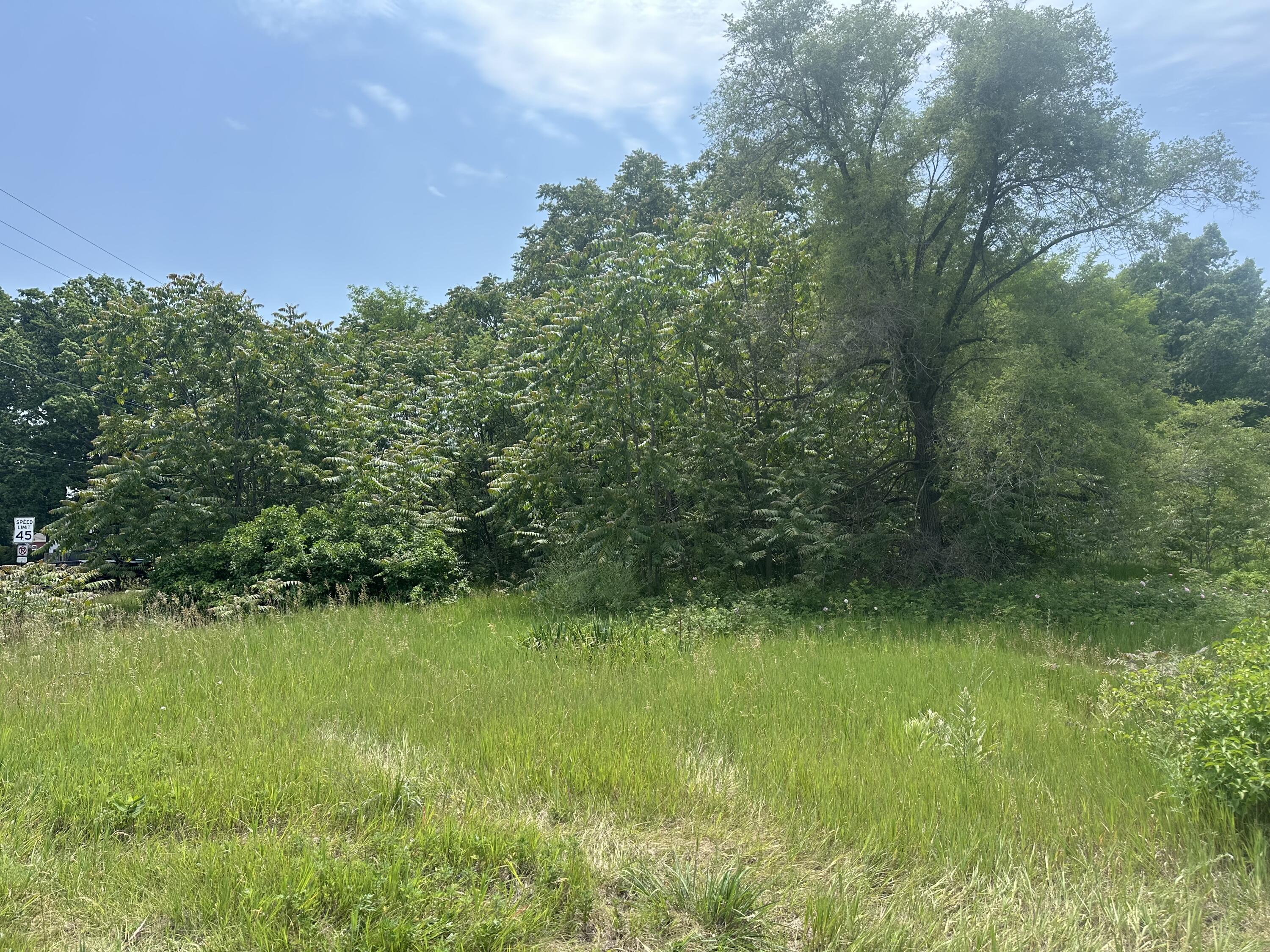 1035 Brooks Road South Muskegon, MI 49442 - Photo 2 of 7 Photo Jun 16 2025, 1 44 37 PM