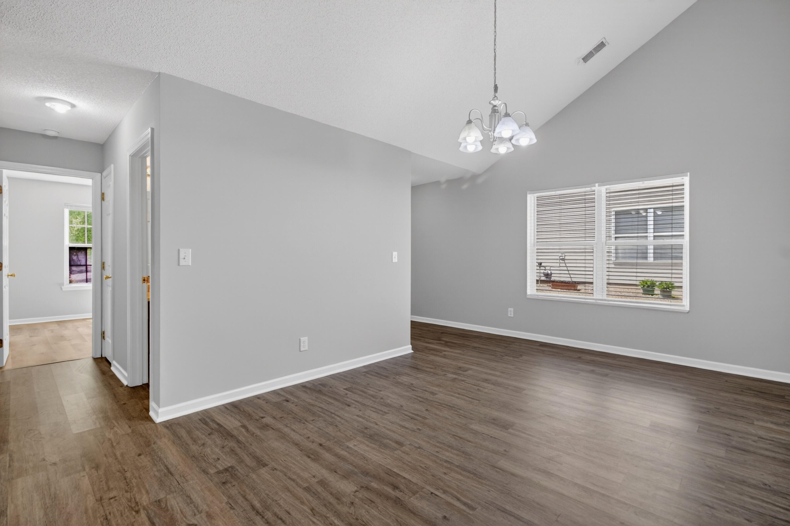 1238 River Rock Road Hanahan, SC 29410 - Photo 11 of 36 11_11