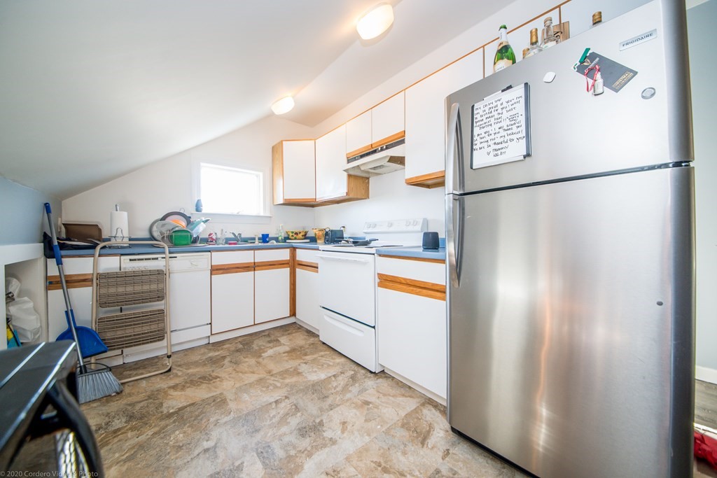 811 Walnut Street Fall River, MA 02720 - Photo 13 of 27 Gallery Image 13
