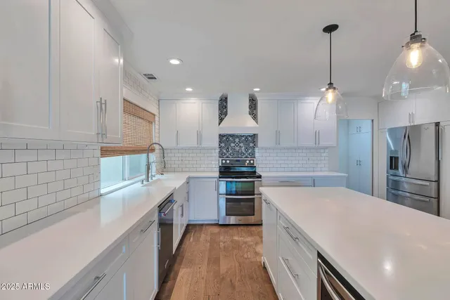 $3,599 | 5401 East Beck Lane, Scottsdale, AZ 85254