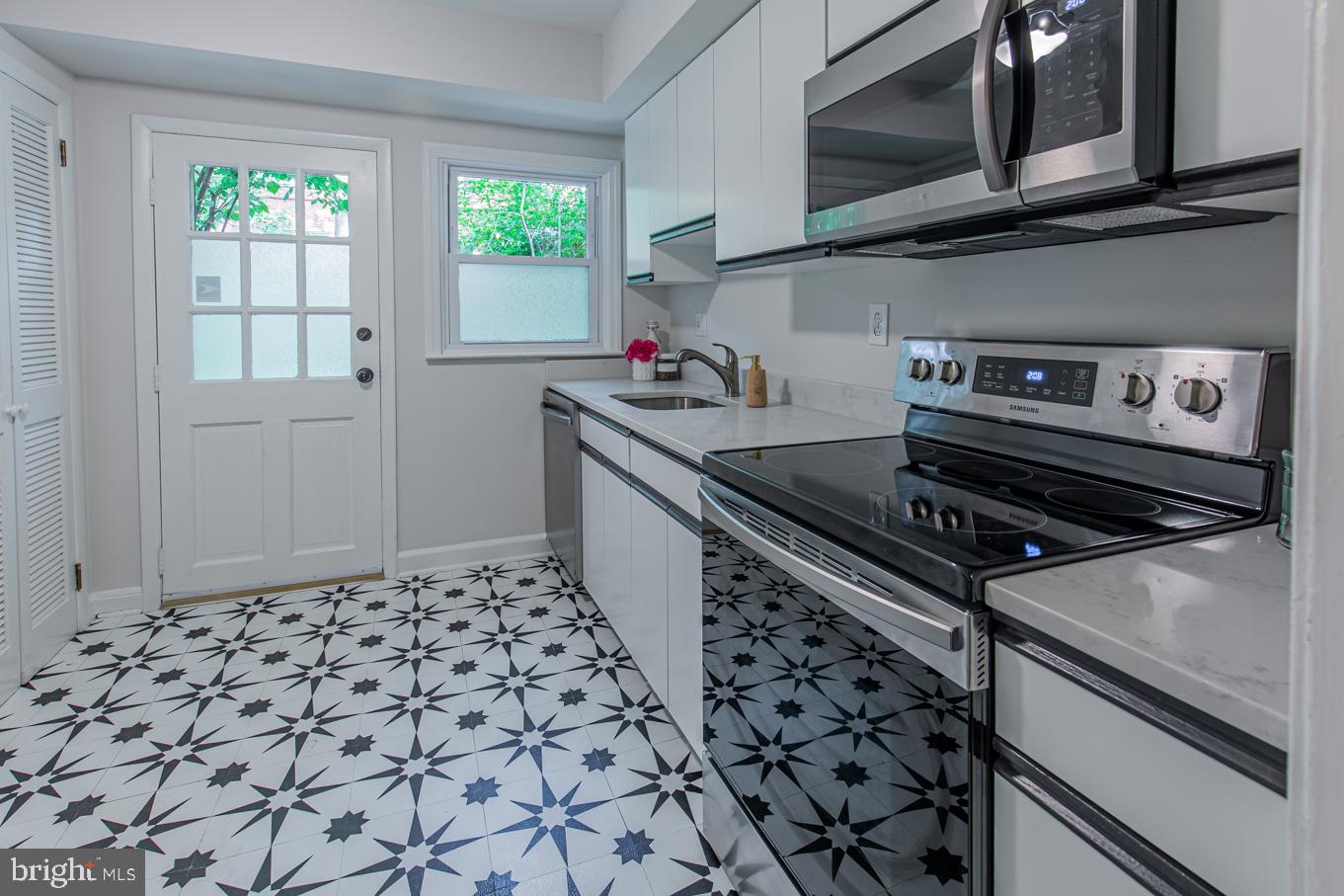 8512 Geren Road, Unit 197 Silver Spring, MD 20901 - Photo 12 of 24