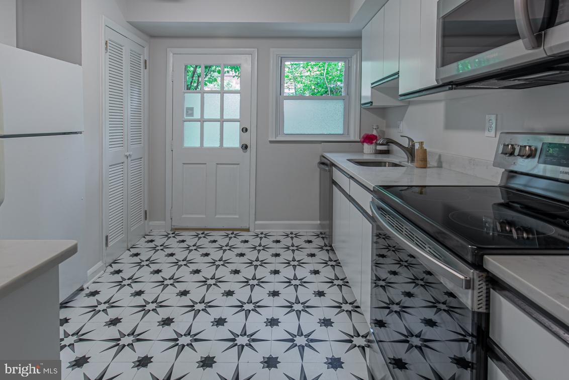 8512 Geren Road, Unit 197 Silver Spring, MD 20901 - Photo 13 of 24