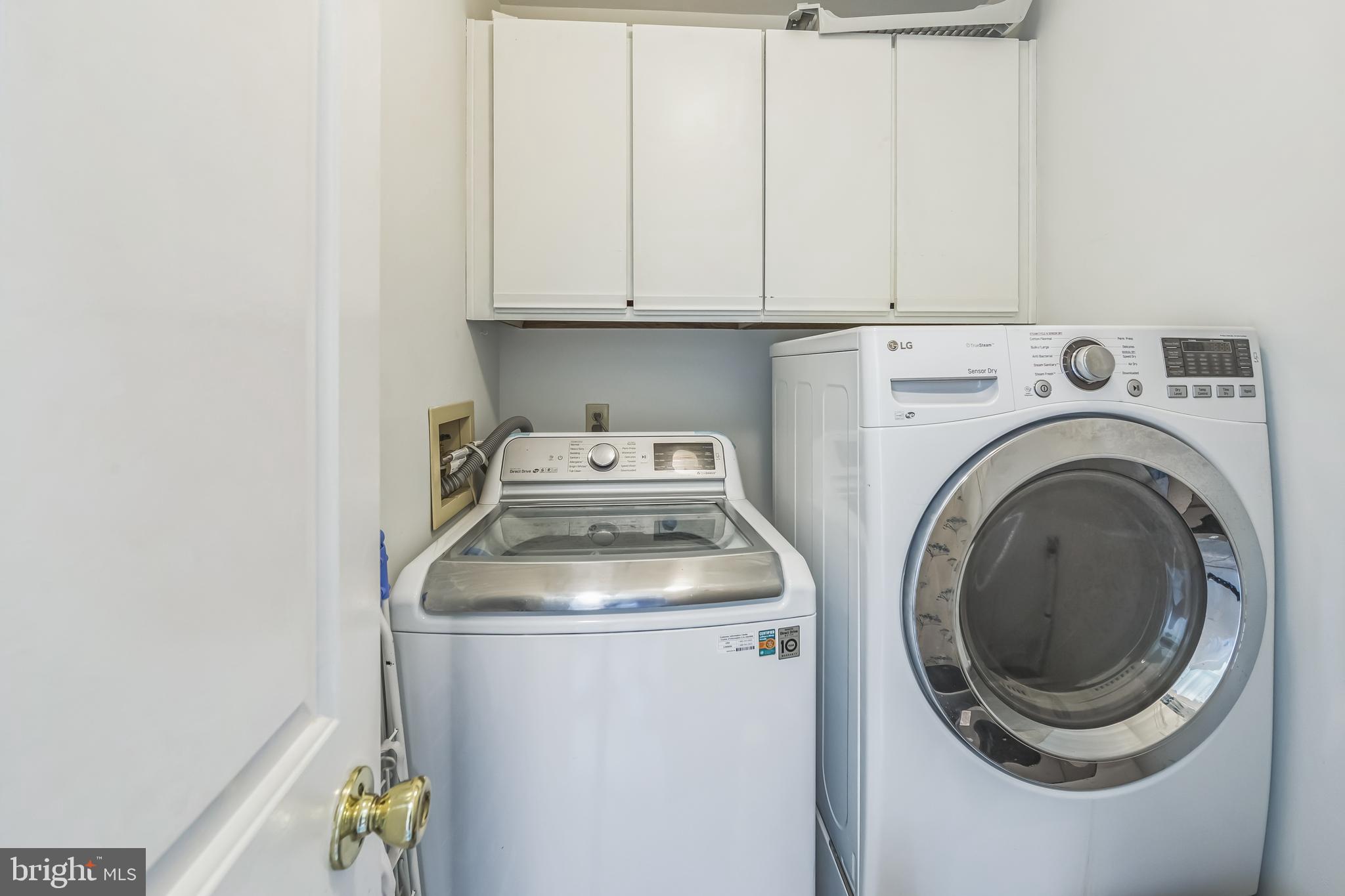 717 Evans Road Lower Gwynedd, PA 19002 - Photo 35 of 35 a utility room with dryer and washer