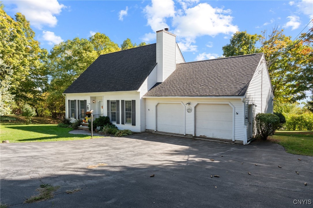5457 Amidon Road LaFayette, NY 13084 - Photo 3 of 50 Double wide driveway with turnaround