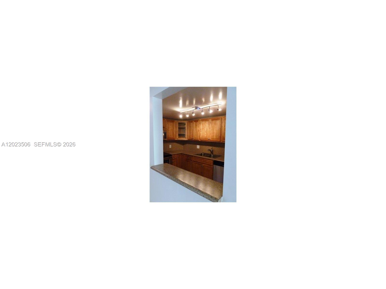 150 Southeast 25th Road, Unit 5E Miami, FL 33129 - Photo 7 of 20